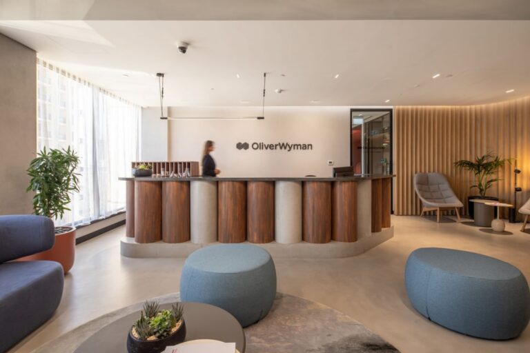 oliver-wyman-offices-dubai-20-1200x800-compact